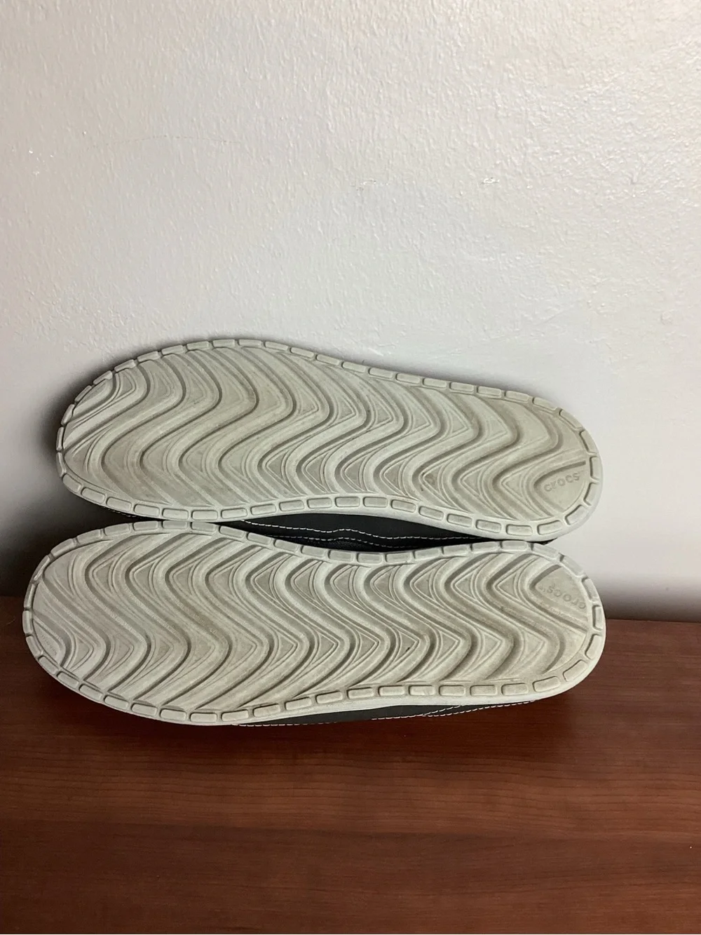 CROCS casual slip